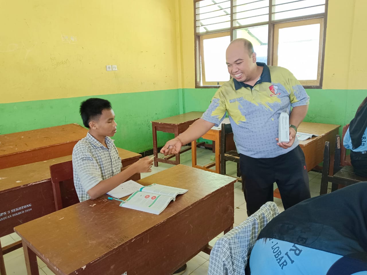 PEMBAGIAN TABLET TAMBAH DARAH