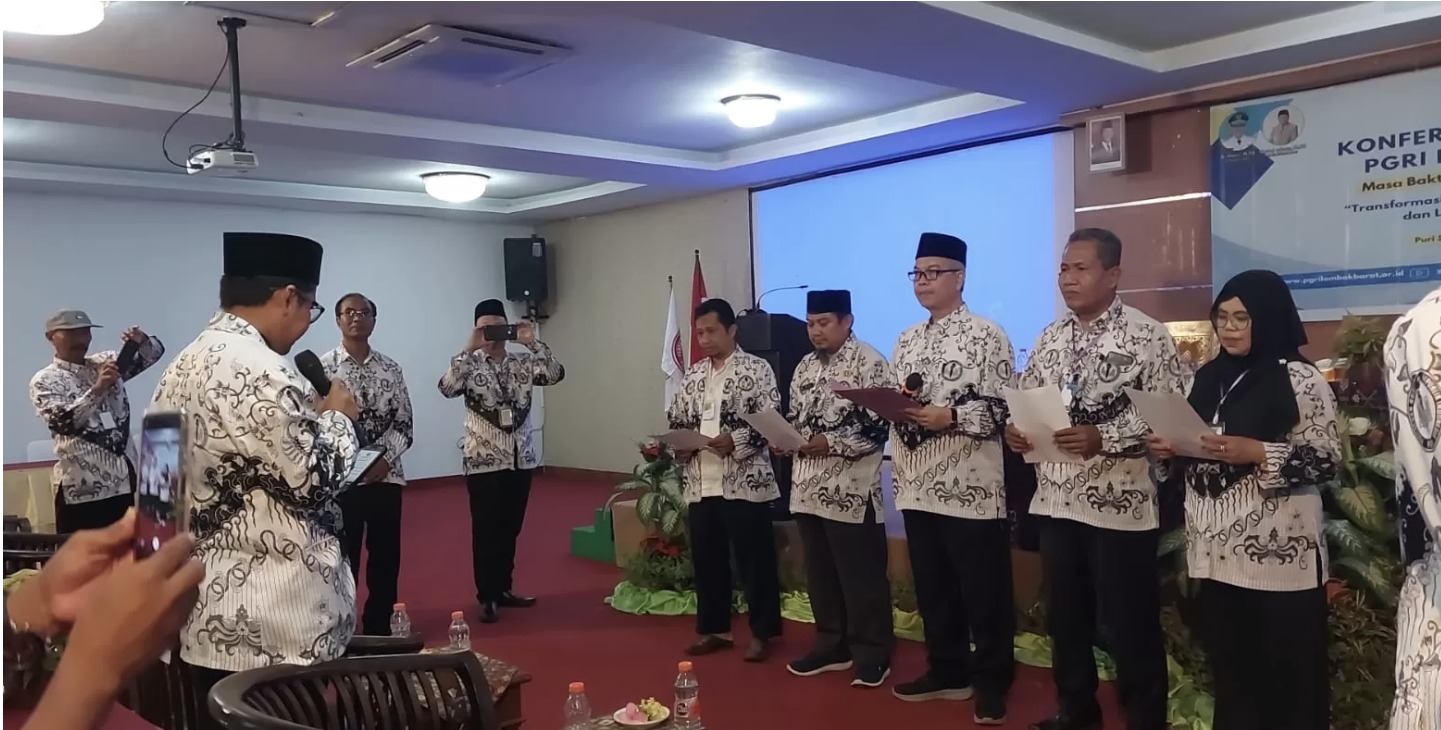 KEPALA SMPN 3 SEKOTONG TERPILIH MENJADI SEKRETARIS PGRI LOMBOK BARAT 2024-2029