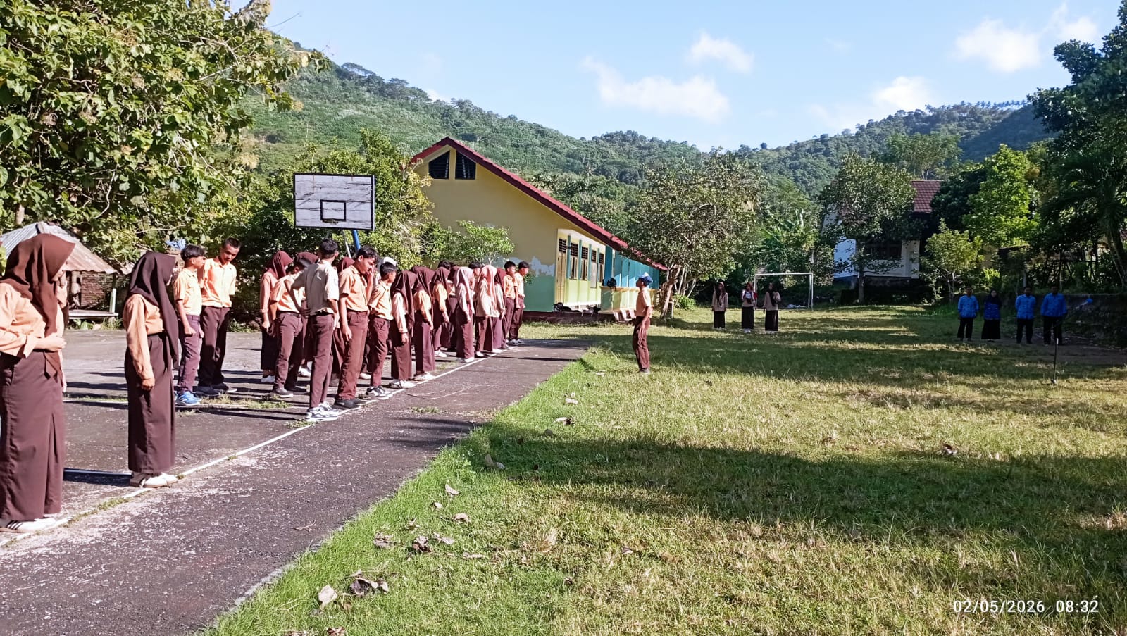 Hardiknas 2026: Bergerak Bersama, Lanjutkan Merdeka Belajar di SMPN 3 Sekotong