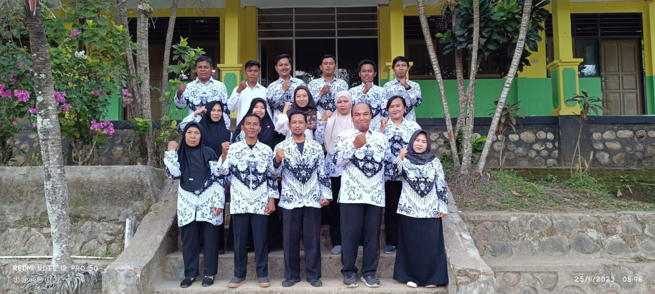 PERINGATAN HARDIKNAS